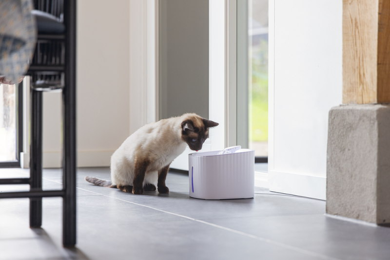  Beeztees Drinkfontein kat Sjors Wit 3 Liter 19,5 x 19,5 x 15 cm