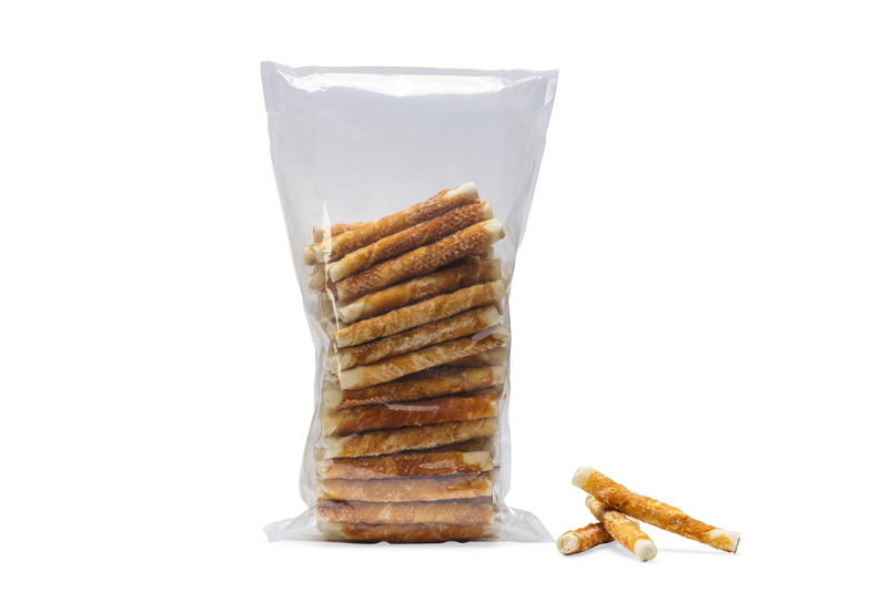 Beeztees Culinair Kauwstick met kip. Bulk 60 stuks 15 cm.
